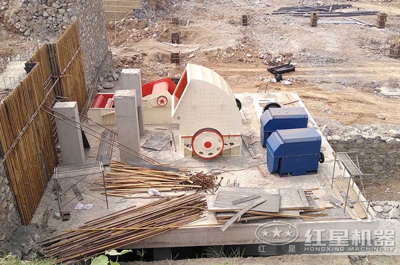 1615重錘破碎機參數(shù)_產(chǎn)量是多少？