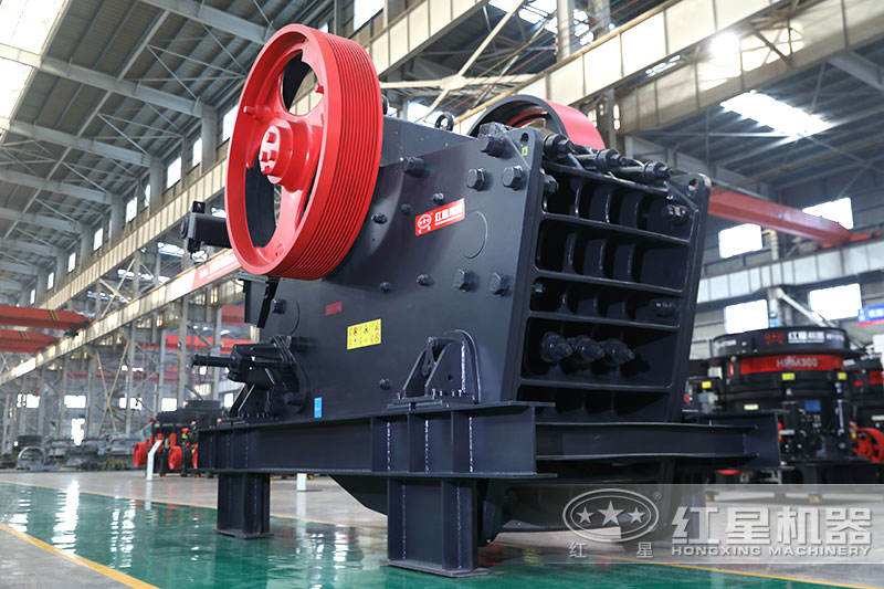 打鵝卵石用什么破碎機？全套設備多少錢一套