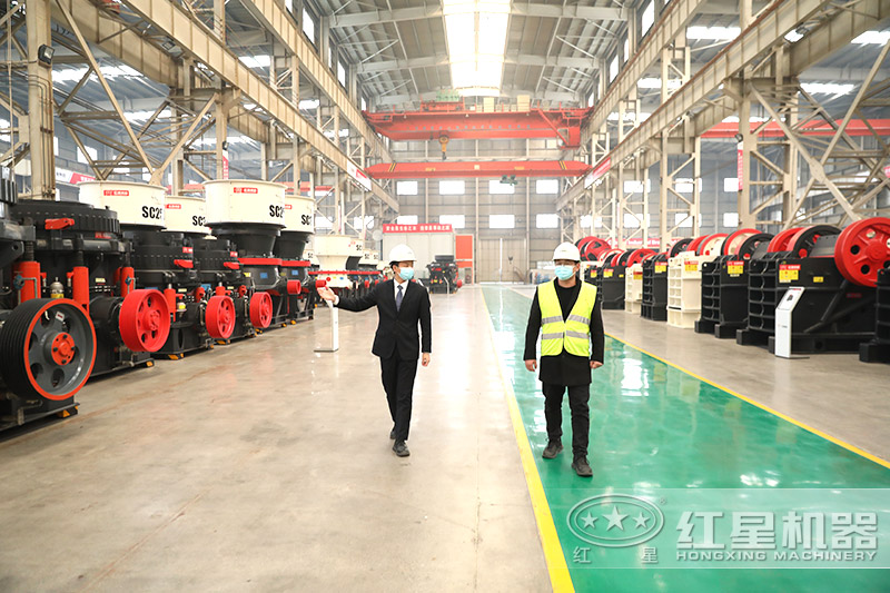 大型廠房，客戶來廠實地考察