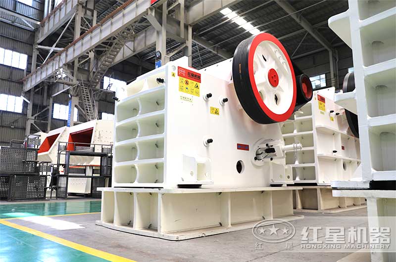 大型鐵礦石破碎機(jī)多少錢一臺？